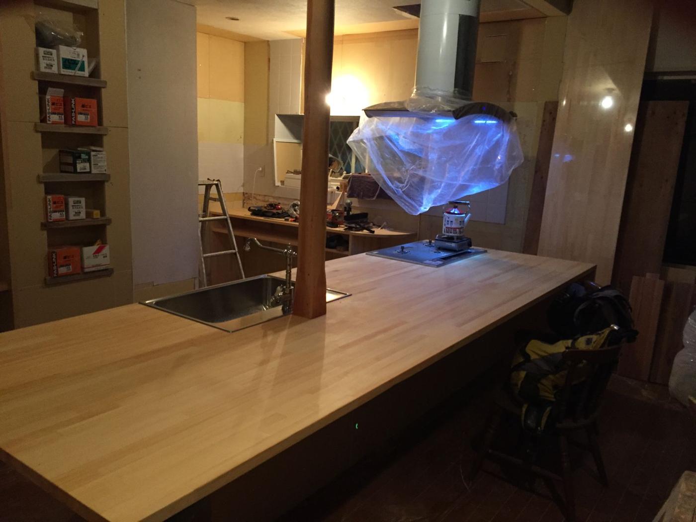 IYB — 飯田善郎ベンヤミンの作品（一枚板の家具・木の空間）