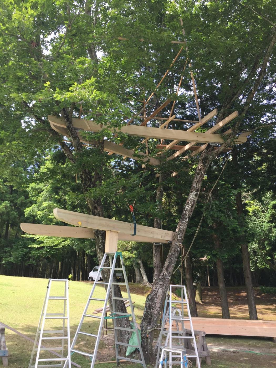 IYB — 飯田善郎ベンヤミンの作品（一枚板の家具・木の空間）