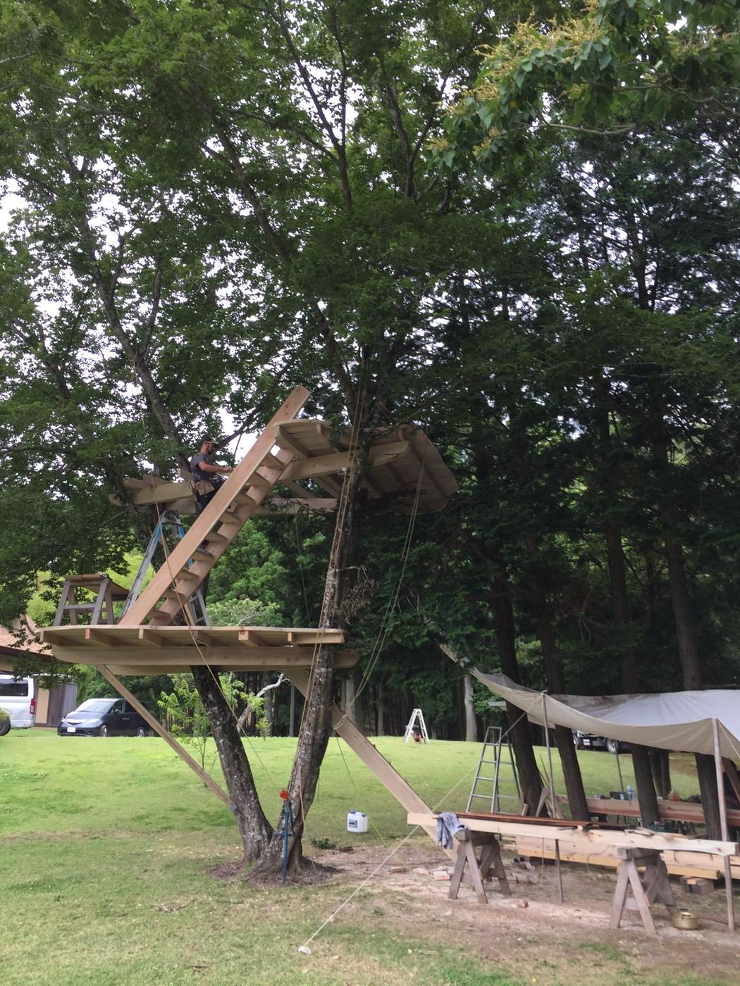 IYB — 飯田善郎ベンヤミンの作品（一枚板の家具・木の空間）