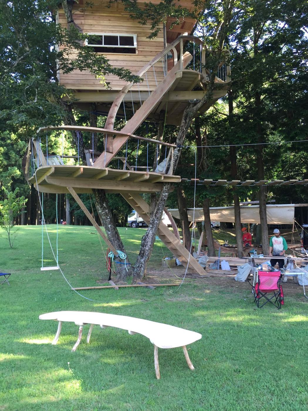 IYB — 飯田善郎ベンヤミンの作品（一枚板の家具・木の空間）