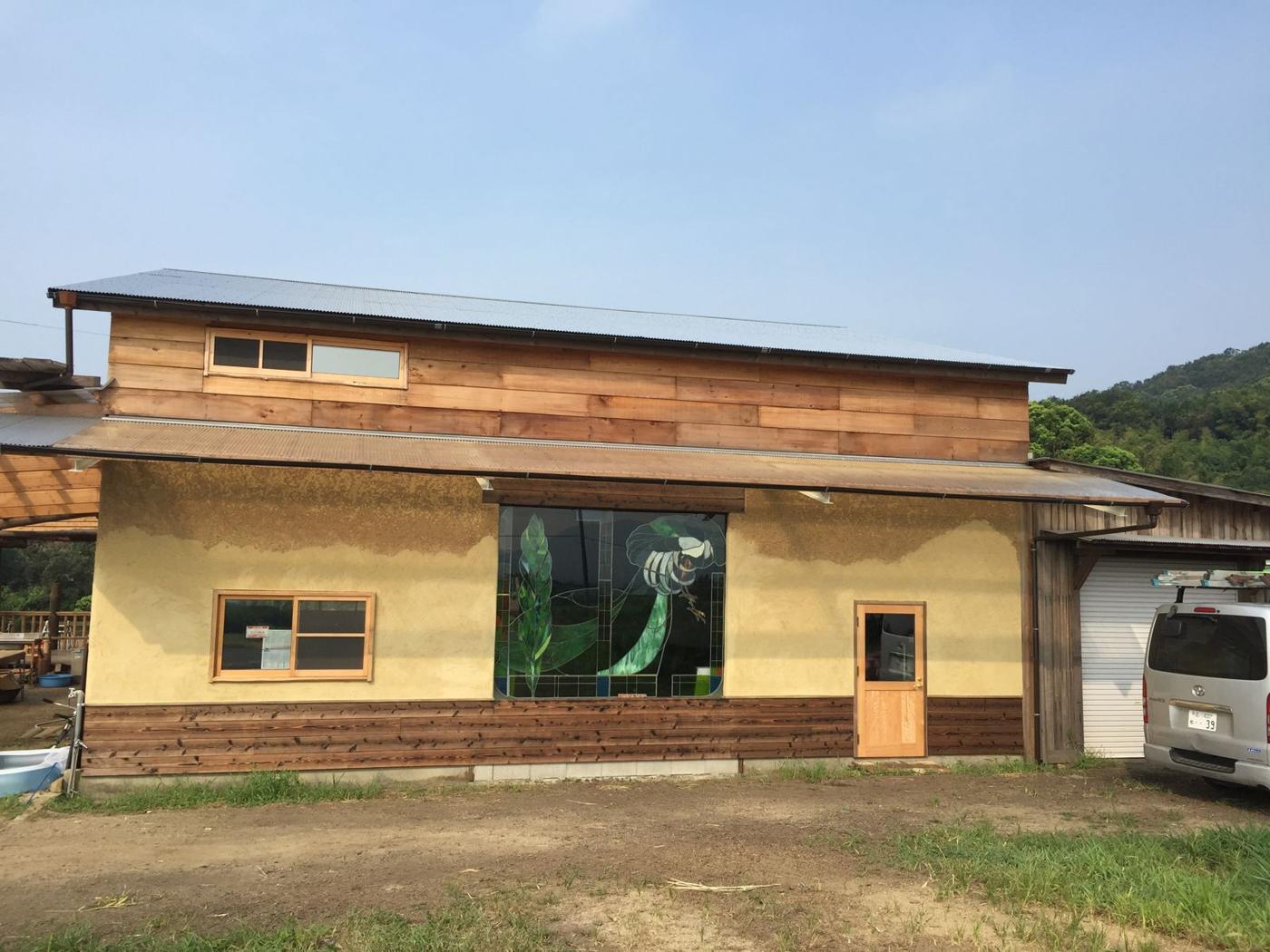 IYB — 飯田善郎ベンヤミンの作品（一枚板の家具・木の空間）