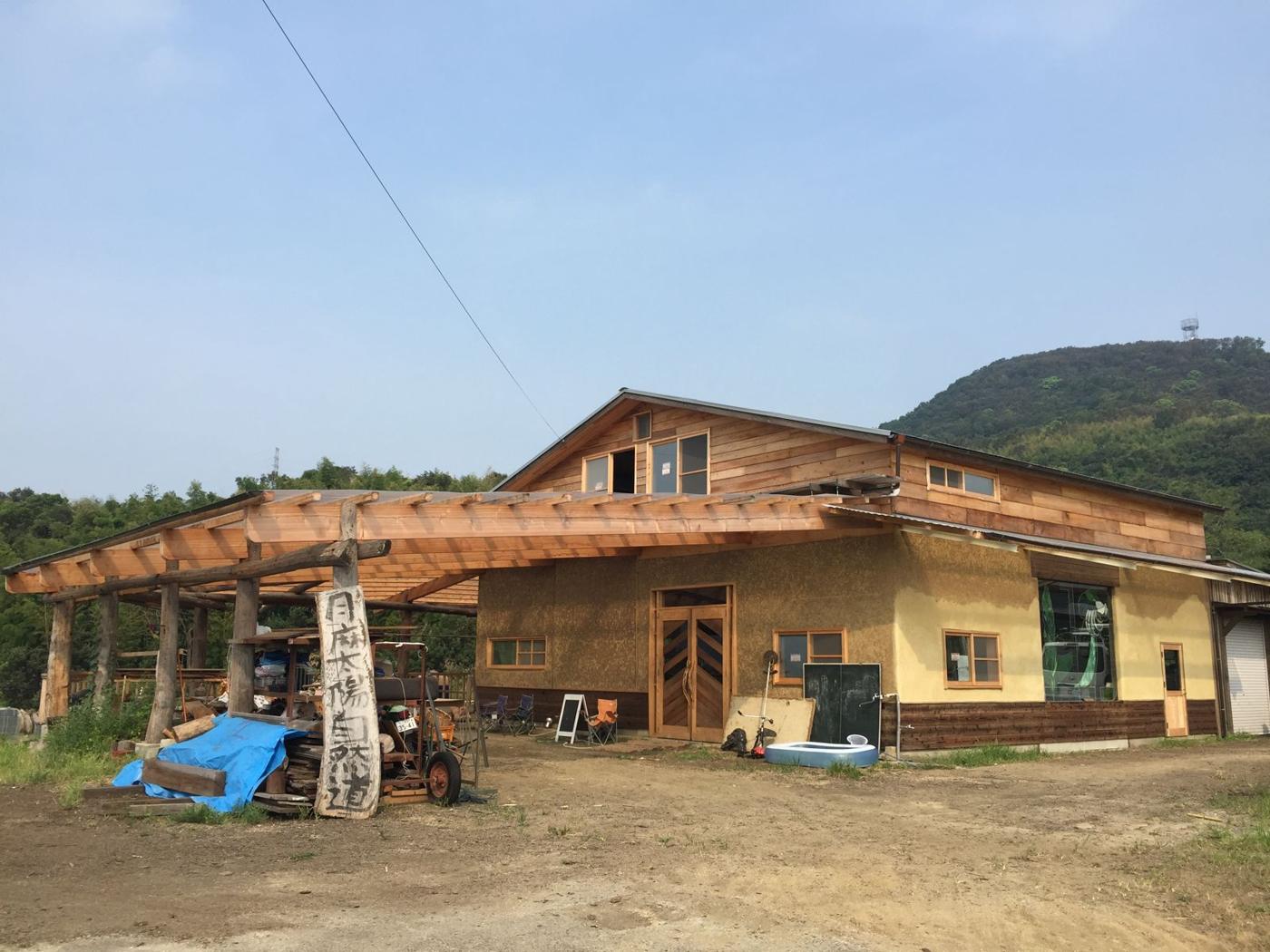 IYB — 飯田善郎ベンヤミンの作品（一枚板の家具・木の空間）