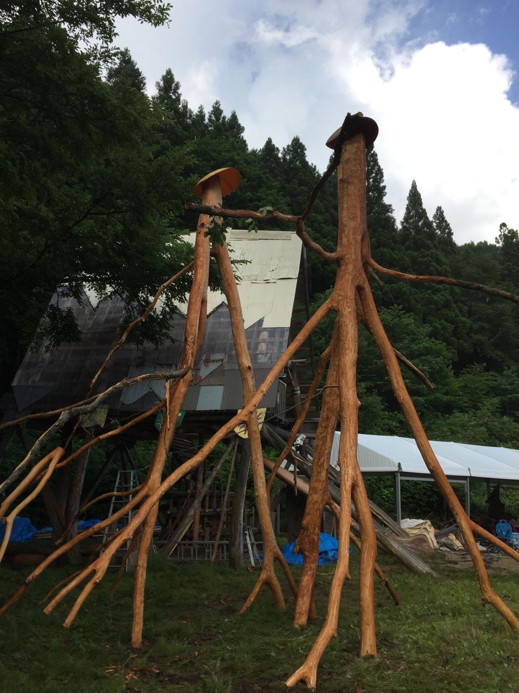 IYB — 飯田善郎ベンヤミンの作品（一枚板の家具・木の空間）