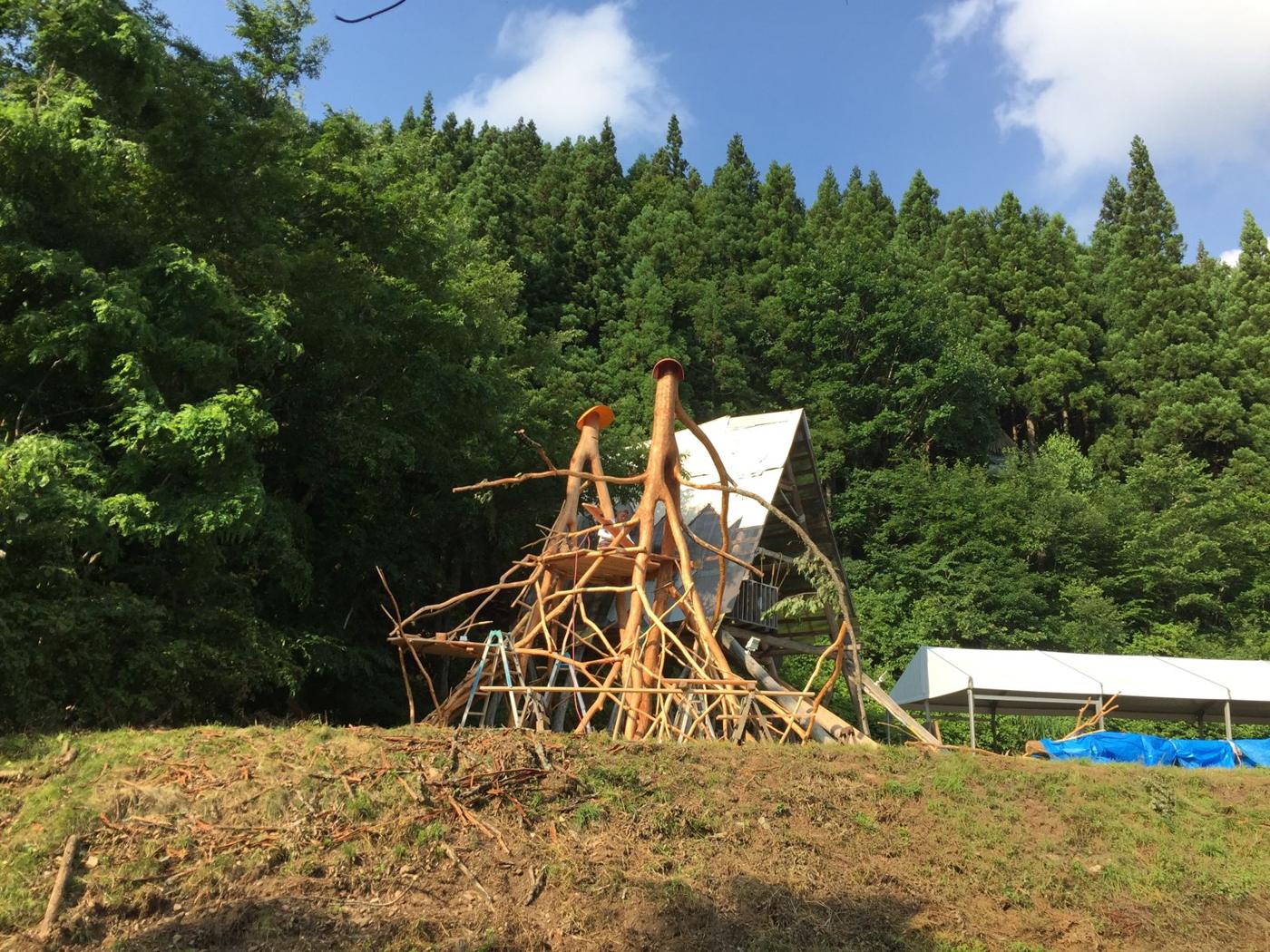 IYB — 飯田善郎ベンヤミンの作品（一枚板の家具・木の空間）