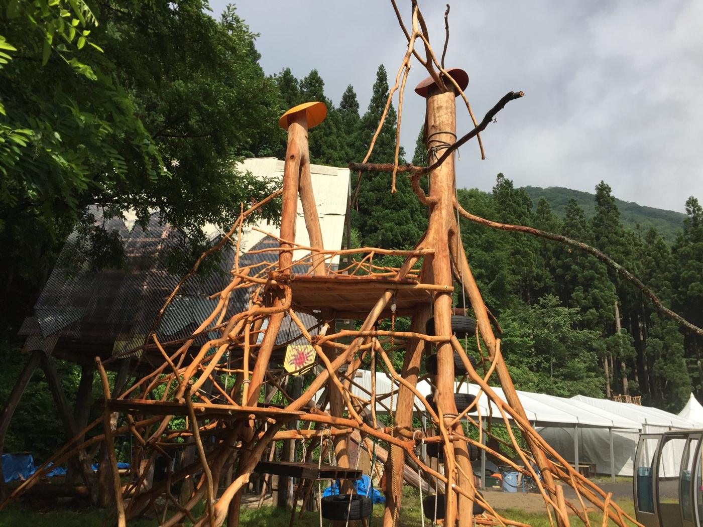 IYB — 飯田善郎ベンヤミンの作品（一枚板の家具・木の空間）