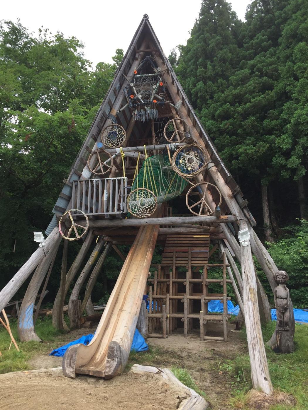 IYB — 飯田善郎ベンヤミンの作品（一枚板の家具・木の空間）